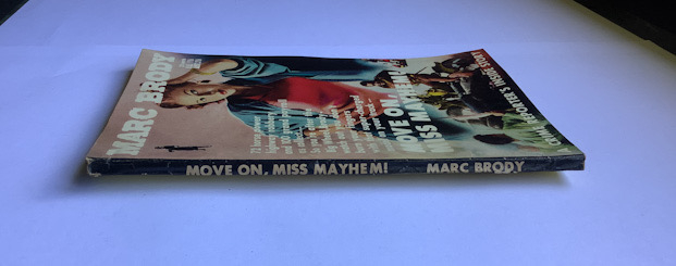 1957 MOVE ON MISS MAYHEM Australian Pulp Fiction Crime book 1st edition